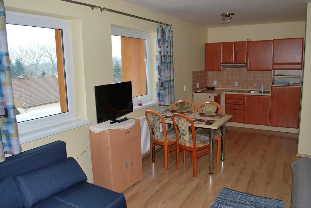 Ferienwohnung Beska Bešeňová Exterior foto