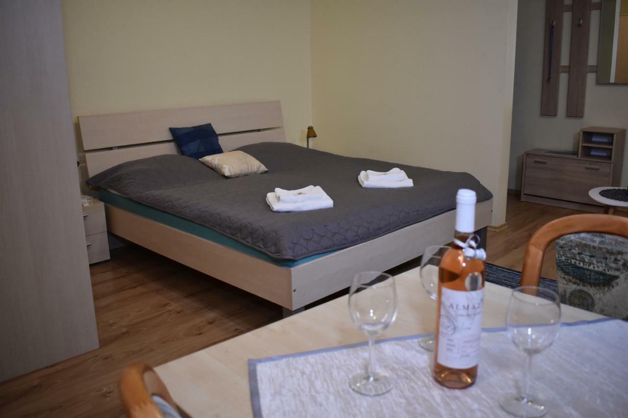 Ferienwohnung Beska Bešeňová Exterior foto